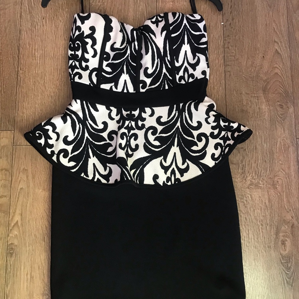 Strapless dress